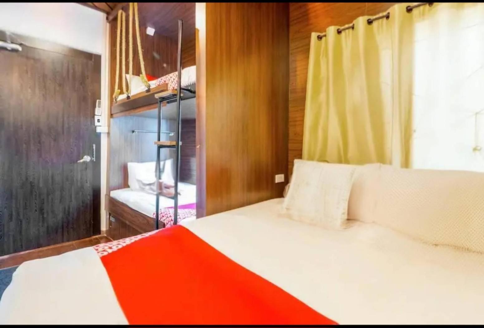100 Years Building Bangkok Old Town By Seen Hostel Bagian luar foto